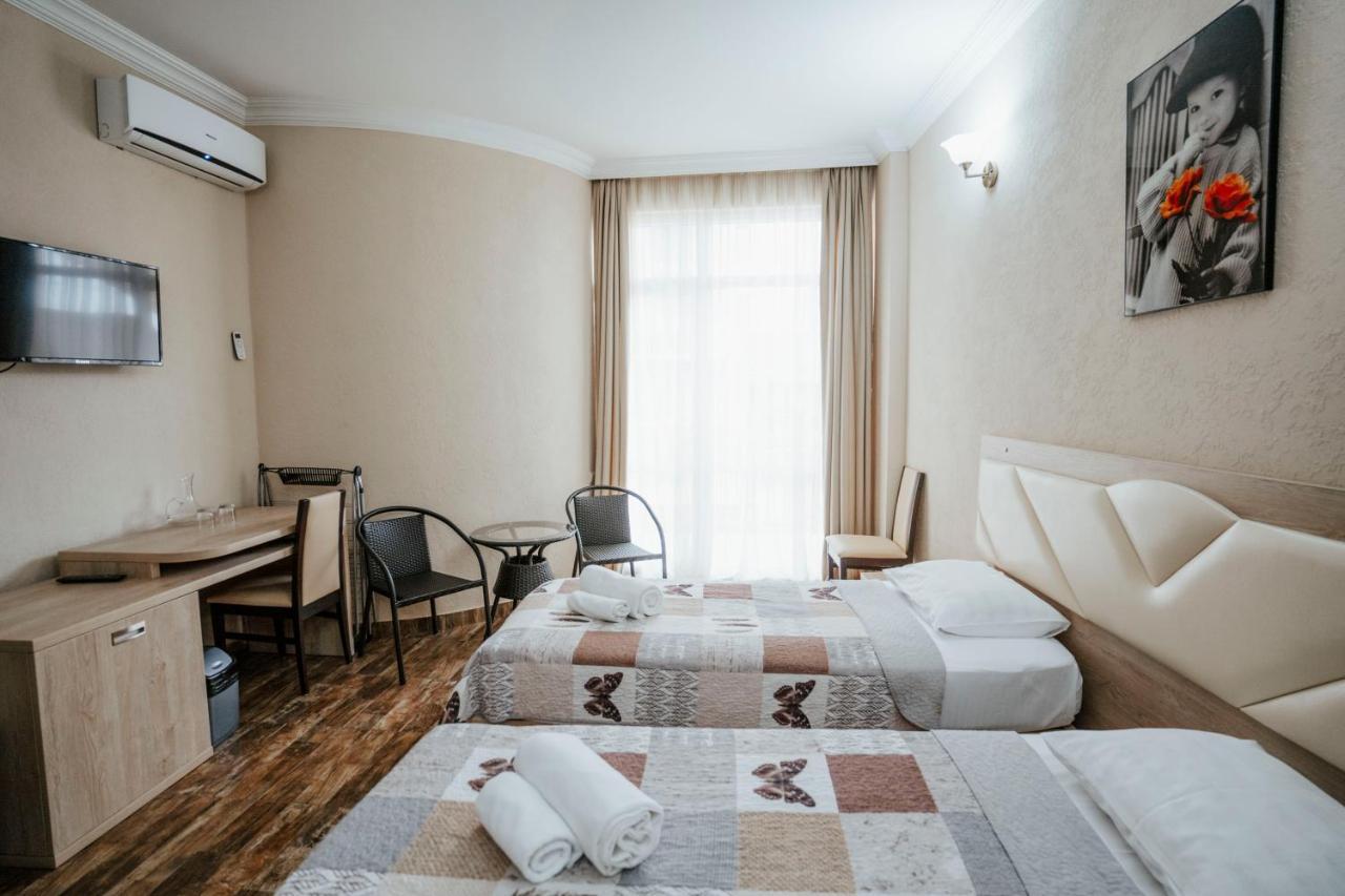 Hotel General 바투미 외부 사진