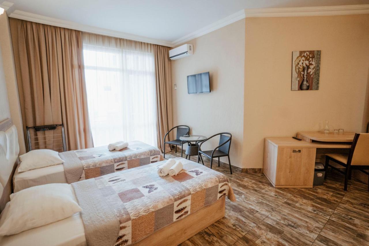 Hotel General 바투미 외부 사진